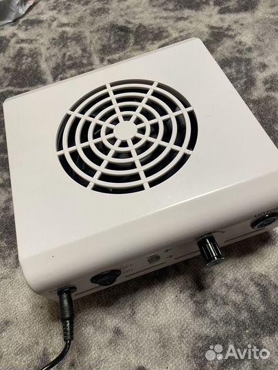 Пылесос для маникюра