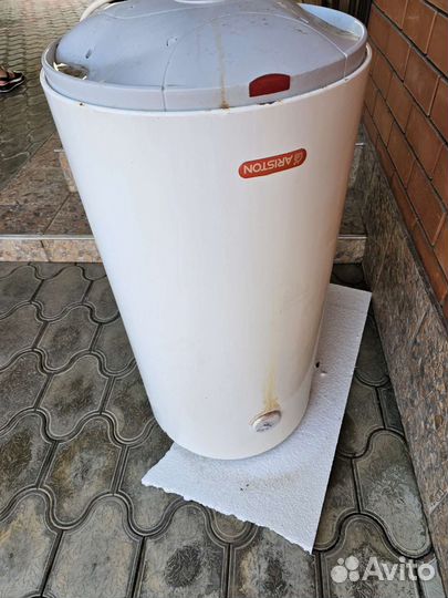 Водонагреватель (бойлер) Ariston sghp 100 V