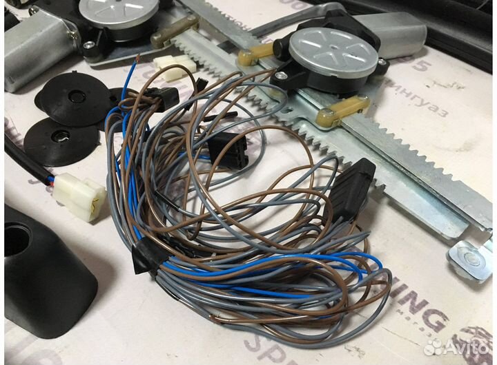 Электростеклоподъемники УАЗ 452 с цельным стеклом