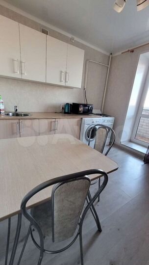 1-к. квартира, 40 м², 8/9 эт.