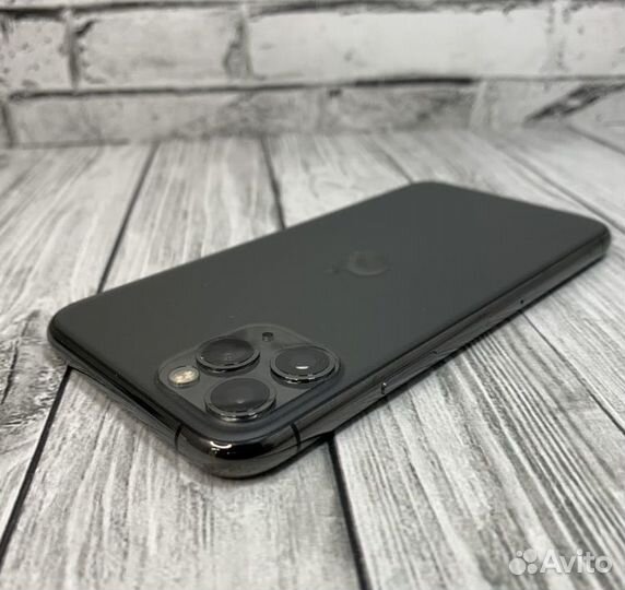iPhone 11 Pro, 64 ГБ