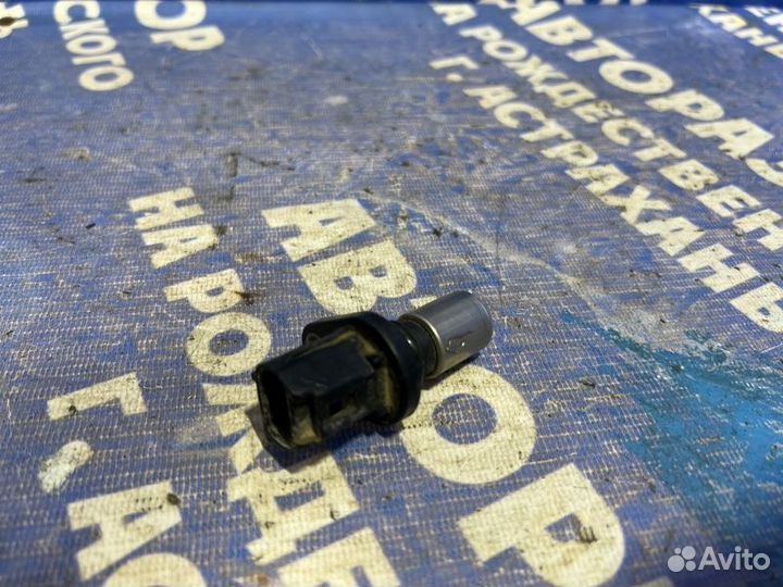 Датчик положения распредвала Toyota Yaris хэтчбек