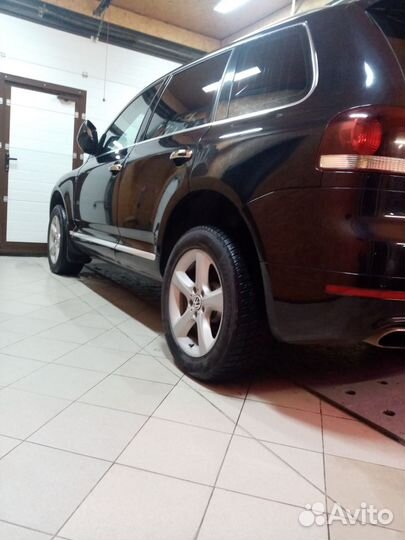 Молдинги дверей нижние VW touareg 7L R-line