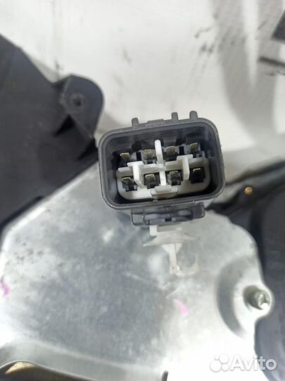 Замок двери передней левой toyota RAV 4 2000-2005