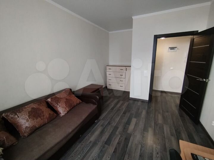 1-к. квартира, 38 м², 10/15 эт.