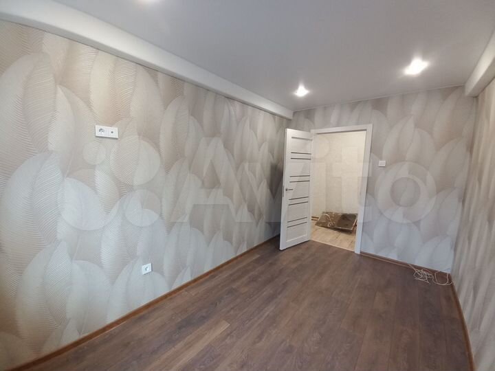 3-к. квартира, 58 м², 3/9 эт.