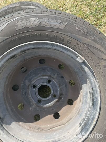 Roadstone Roadian HP SUV 4.00/80 R14