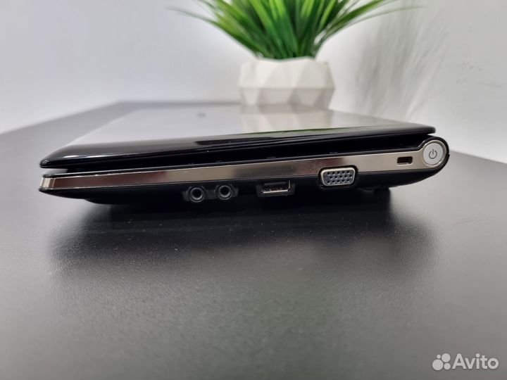 Нетбук Samsung NC10