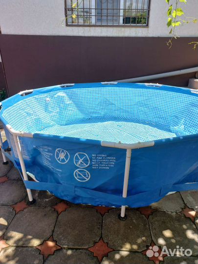 Каркасный бассейн intex бу