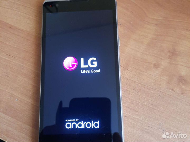 Телефон lg