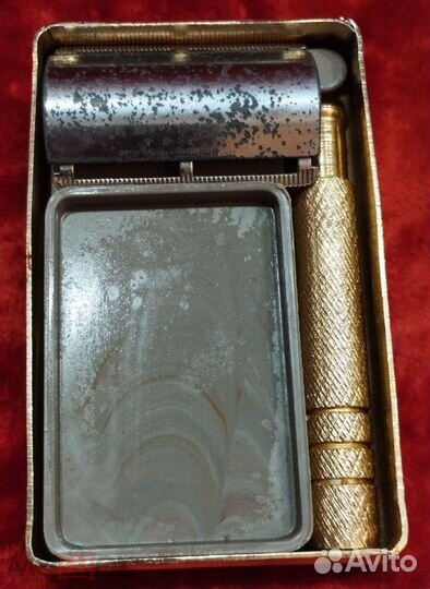 Бритвенный станок. 