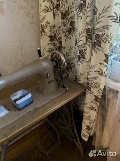 Швейная машина