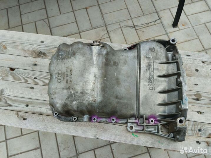 Поддон от audi a4 1.8