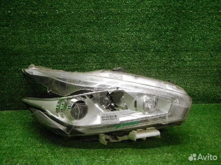 Фара правая Nissan Murano