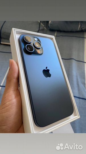 iPhone 15 Pro, 128 ГБ