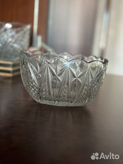 Хрустальная ваза