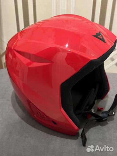 Горнолыжный шлем