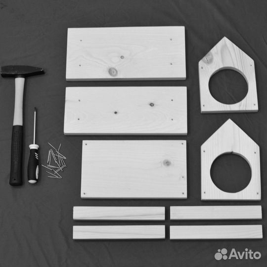 Кормушка, скворечник для птиц
