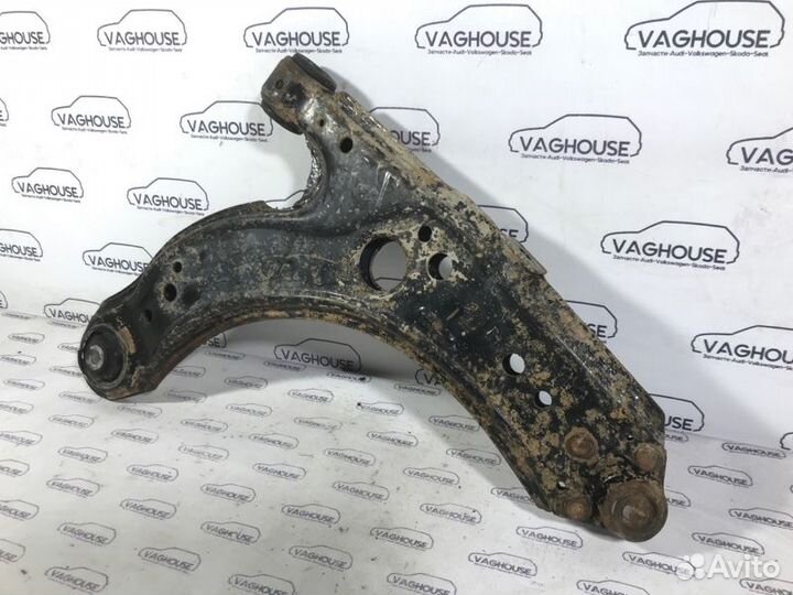 Рычаг подвески передний левый Volkswagen Golf MK4