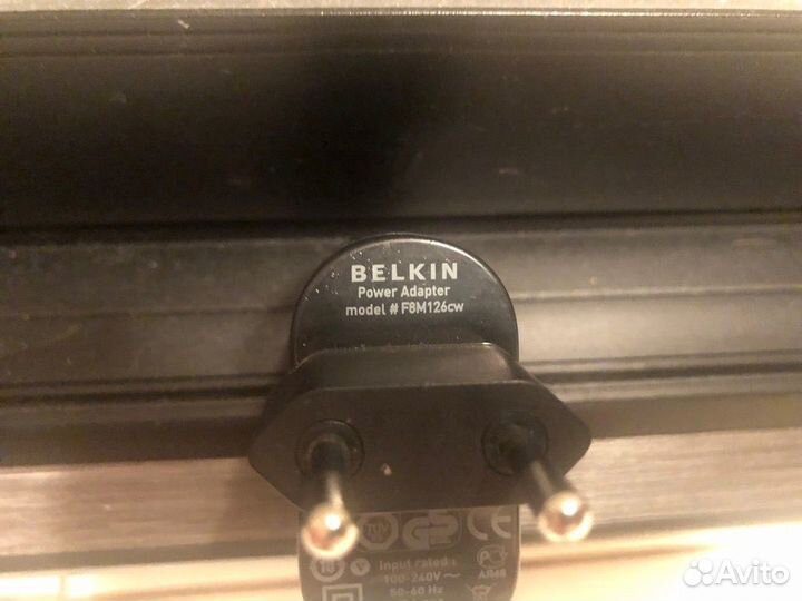Зарядное устройство Belkin F8M126cw