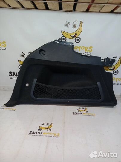 Обшивка багажника задняя левая Porsche Cayenne 958