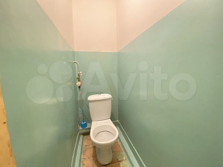 Комната 9 м² в 4-к., 5/5 эт.