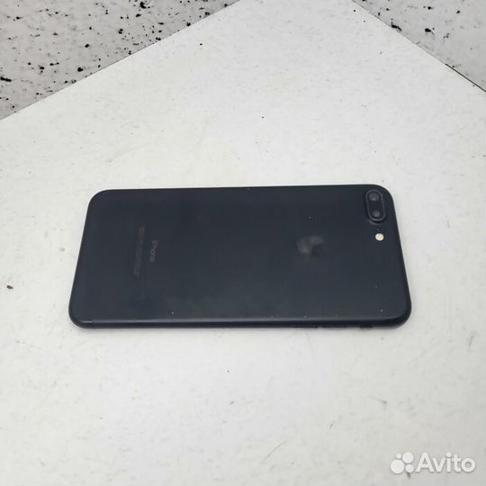 Apple iPhone 7 Plus 3/32 гб Черный Смартфон