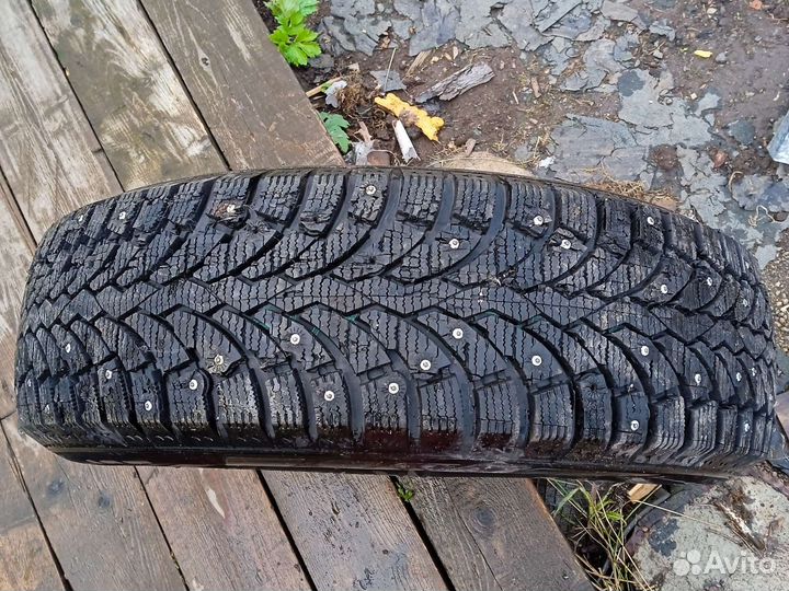 Pirelli Formula Ice 205/65 R16 99T