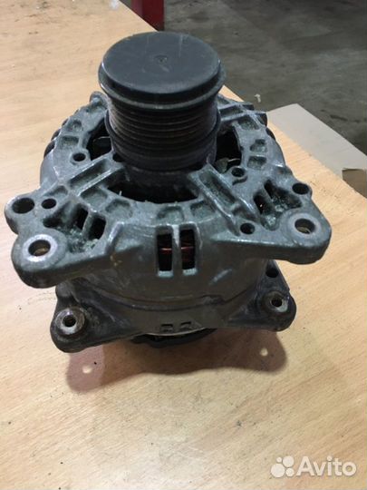 Генератор Crafter Octavia Superb Yeti Golf Caddy