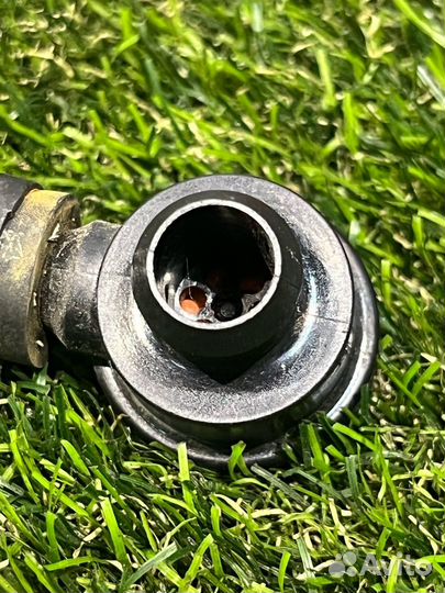 Трубка вакуумная Ford Mustang 6 S550 рест. 2018