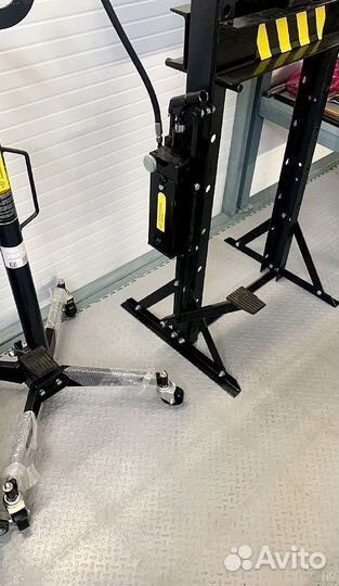 Плитка пвх напольная