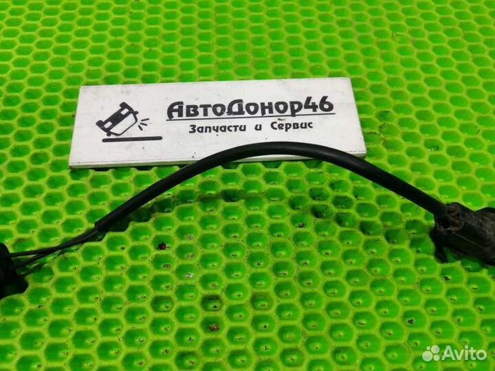 Концевик капота Kia Rio 4