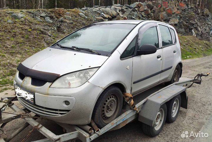 В разборе митсубиши кольт z3 1,3 АКПП вариатор