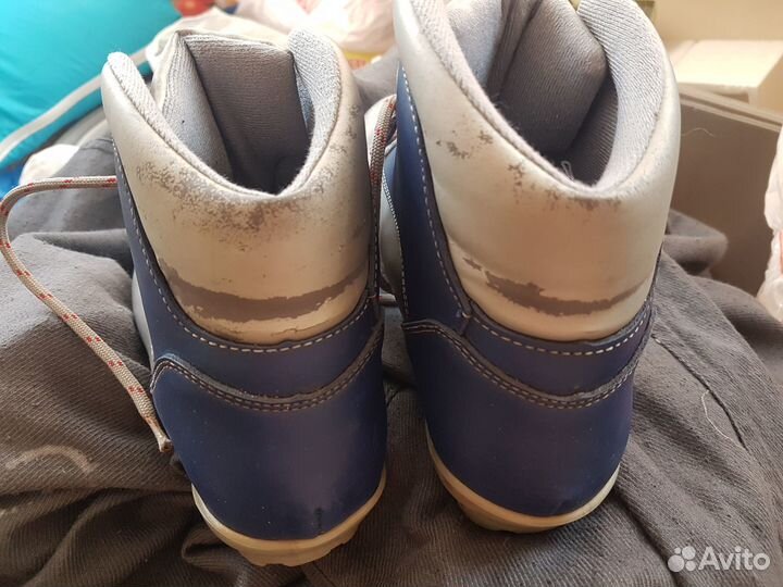 Ботинки лыжные 41 и 42 р NNN