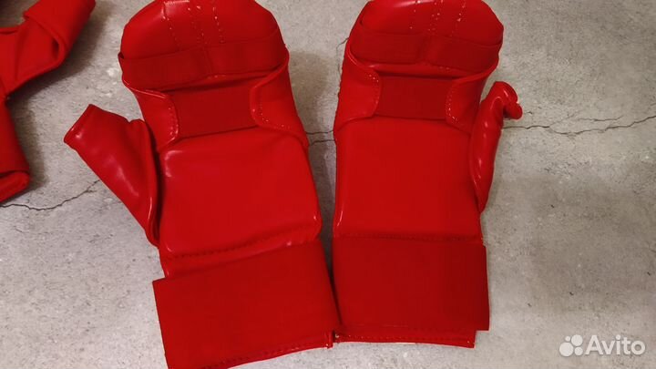 Новые накладки на кисть для карате. Любые по 500р