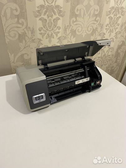 Принтер HP Deskjet 5743
