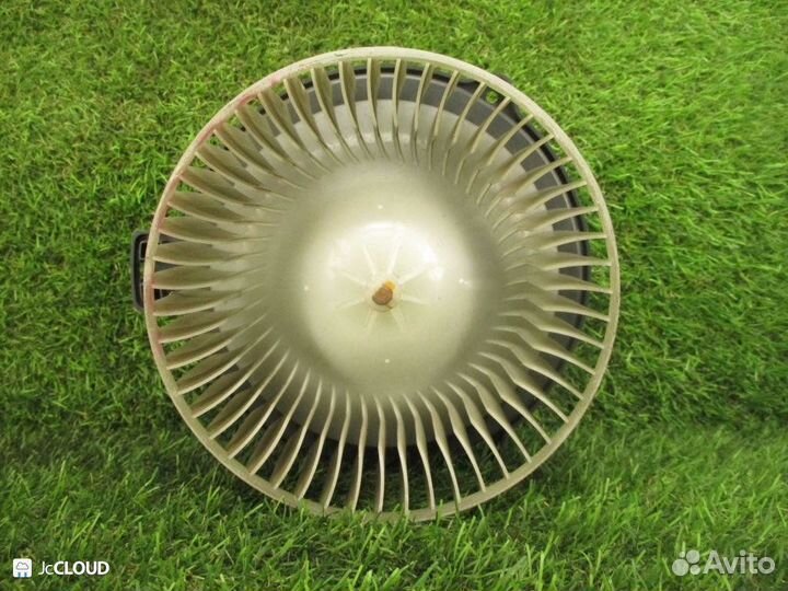 Мотор печки на toyota brevis JCG10 1JZ-FSE