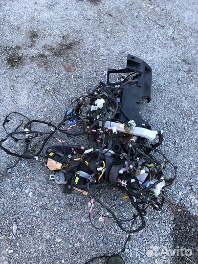 Салон мицубиси аутлендер 1