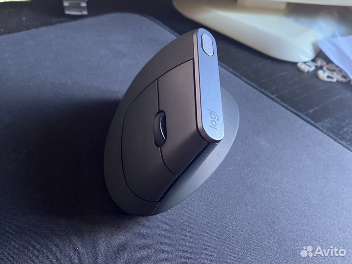 Logitech MX vertical