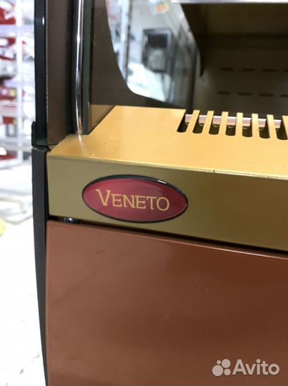 Холодильная кондитерская витрина