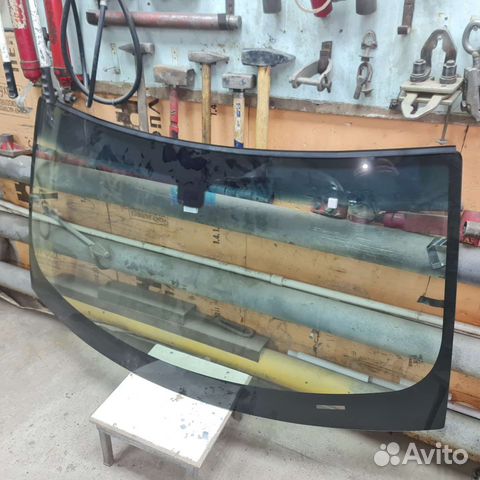 Лобовое стекло