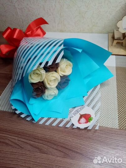 Букет из шоколадных роз