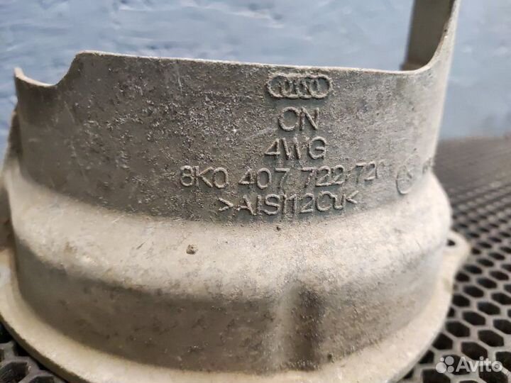 Защита привода кпп правая Audi A6 C7 cdnb 2014