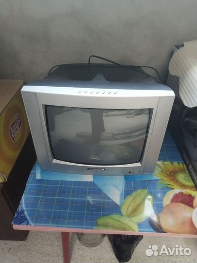 Телевизор на запчасти