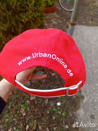 Кепка красная мужская