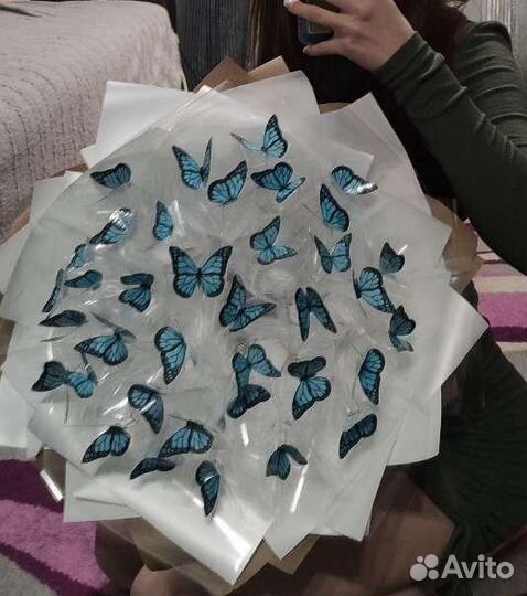 Букет из бабочек, светящийся