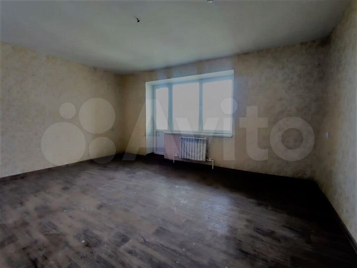 2-к. квартира, 70 м², 3/5 эт.