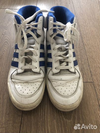 Кроссовки adidas