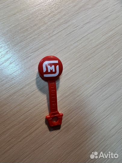 Магнит скрепыш новый