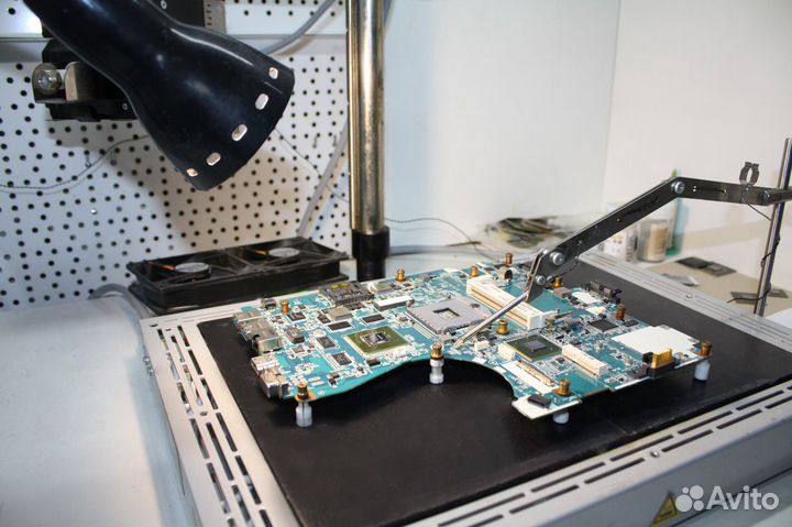 Ремонт компьютеров, ноутбуков, мфу, PS4, Xbox One